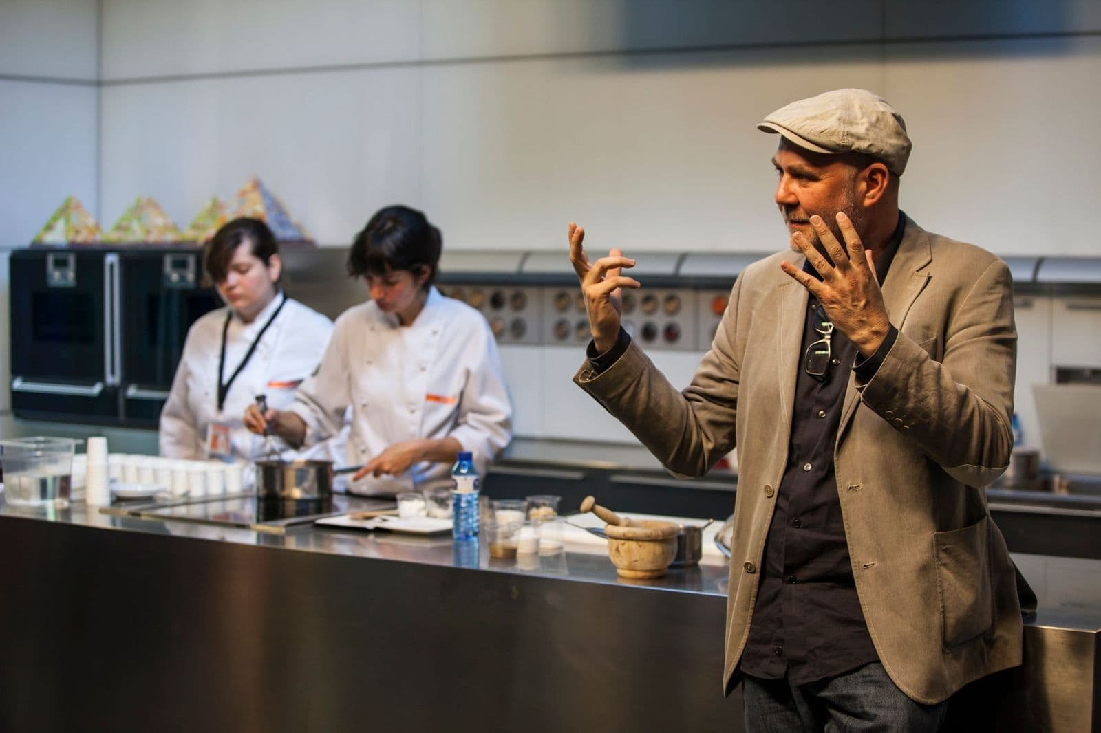 "El nivell gastronòmic que hi ha al municipi és molt alt gràcies a donar valor a la proximitat, ara mateix menjar-se el paisatge de l'Ampolla és un privilegi"