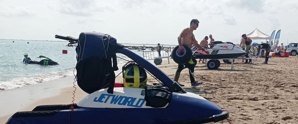 L’Ampolla torna a ser seu del Campionat de Catalunya de motos aquàtiques