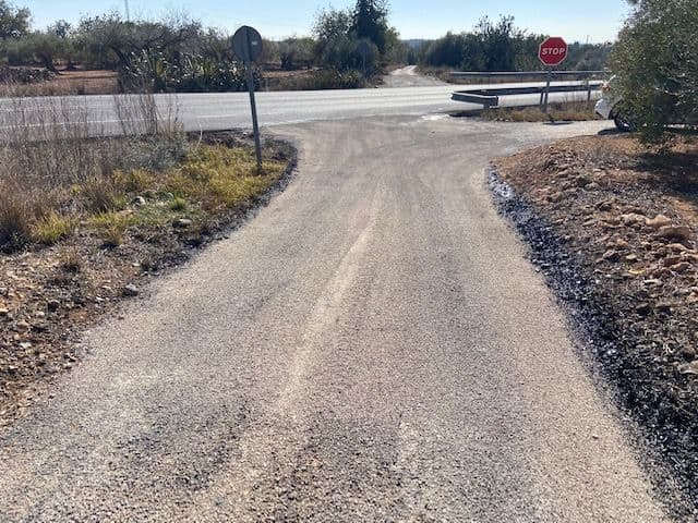 L’Ajuntament de l’Ampolla inverteix 22.000 euros en la millora de cinc camins rurals