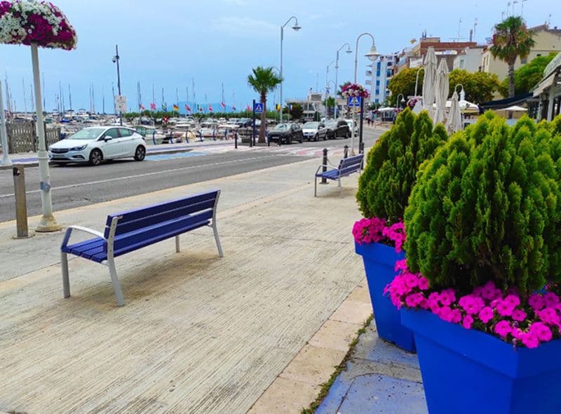 L’Ampolla s’adhereix a Viles Florides