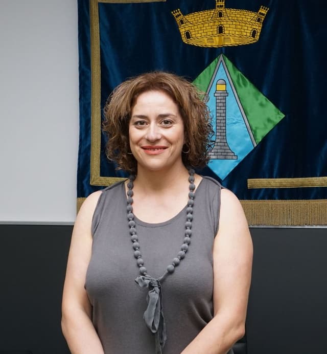 Sra. Cristina Bellés Aparicio