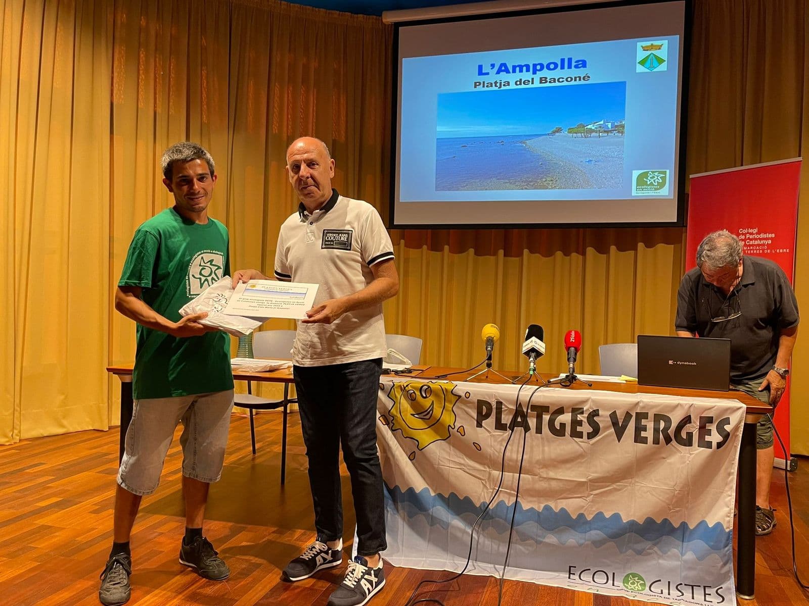 La platja de Cala Maria i la platja del Baconé són reconegudes amb el guardó «Platges Verges»